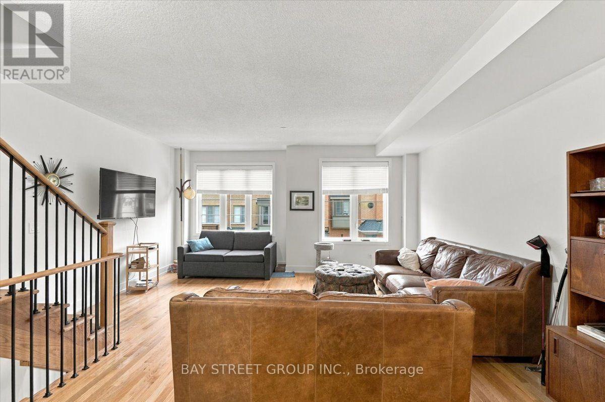 20 Nautical Way, Whitby, ON photo 8