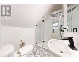 4 - 11 Columbine Avenue, Toronto, ON M4L1P2 Photo 8