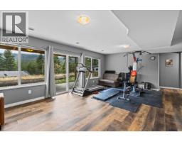 7151 Dunwaters Road, Kelowna, BC V1Z3W5 Photo 34