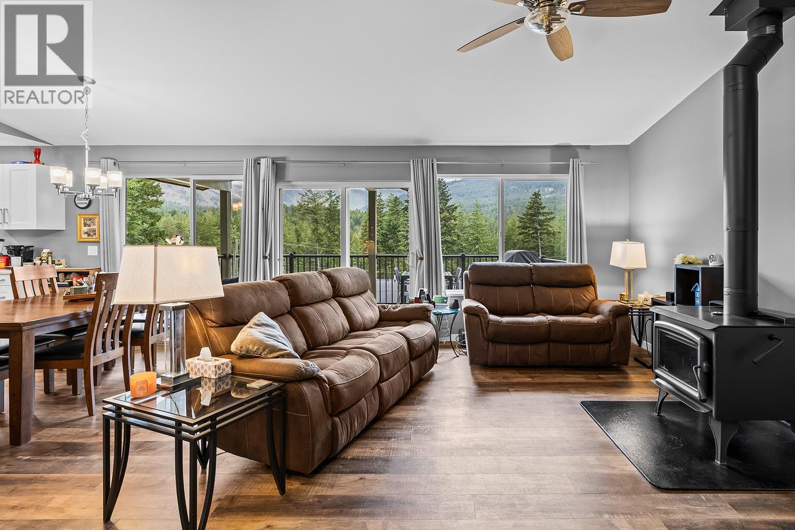 7151 Dunwaters Road - 15