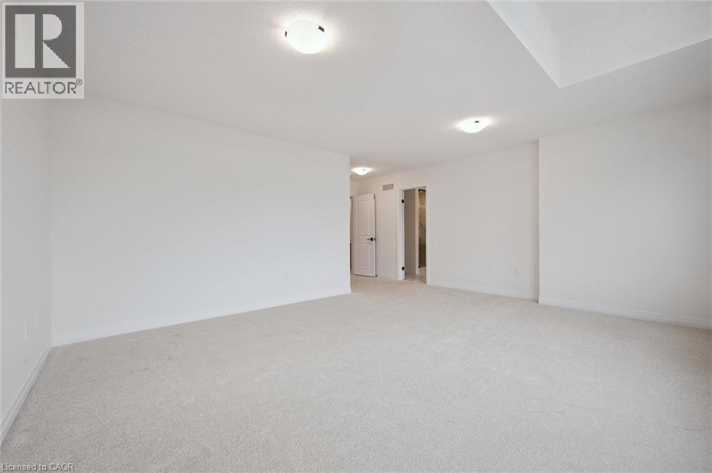 447 BENNINGER Street - Image 26
