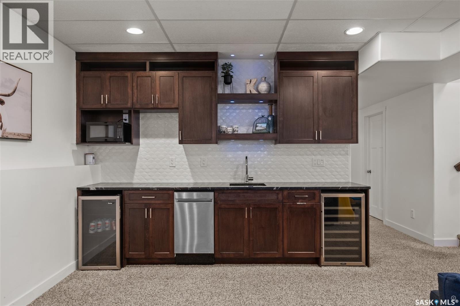 52 Coombe DRIVE - 24
