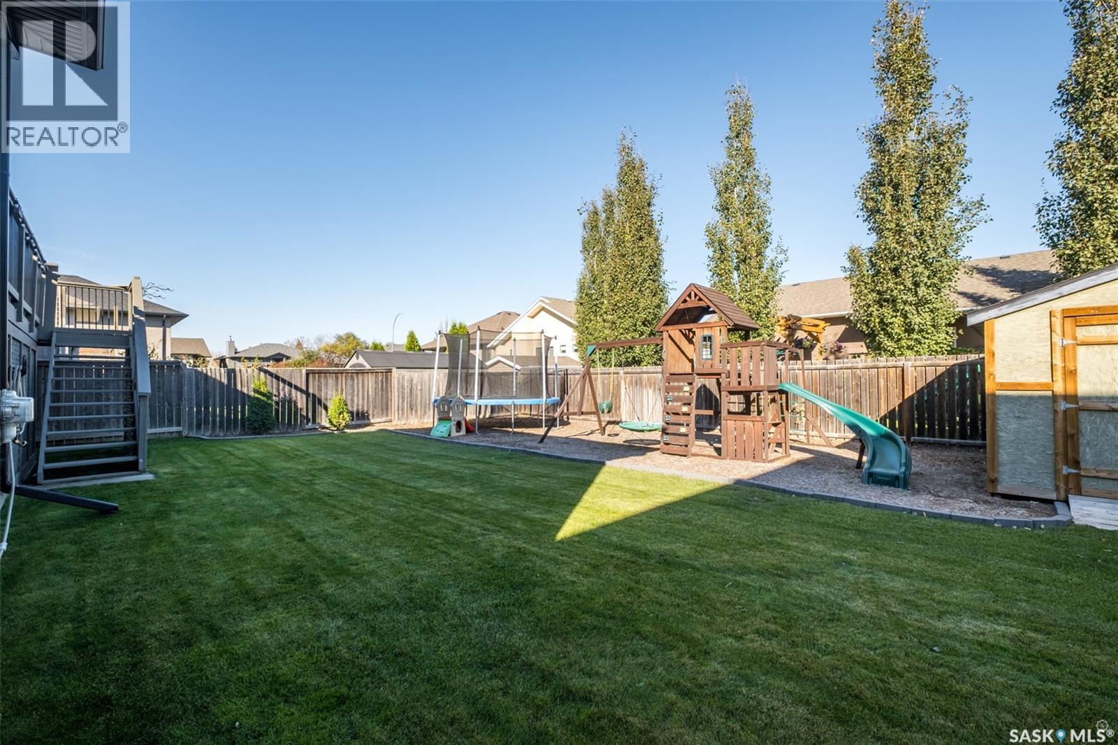 52 Coombe DRIVE - 32