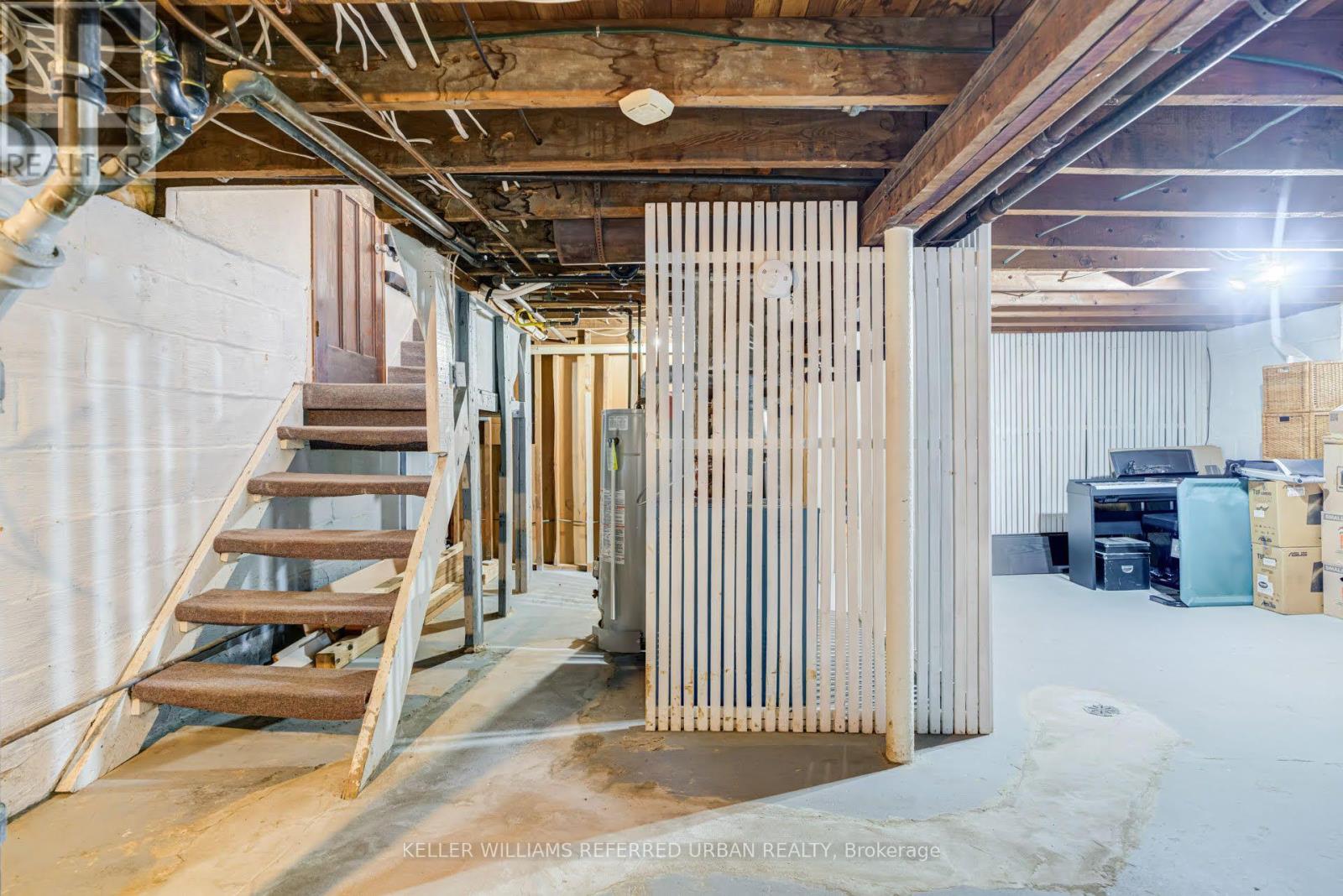 22 LONG BRANCH AVENUE - 37