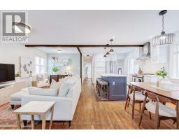 Family room - 22 Long Branch Avenue, Toronto, ON M8W3H6 Photo 8