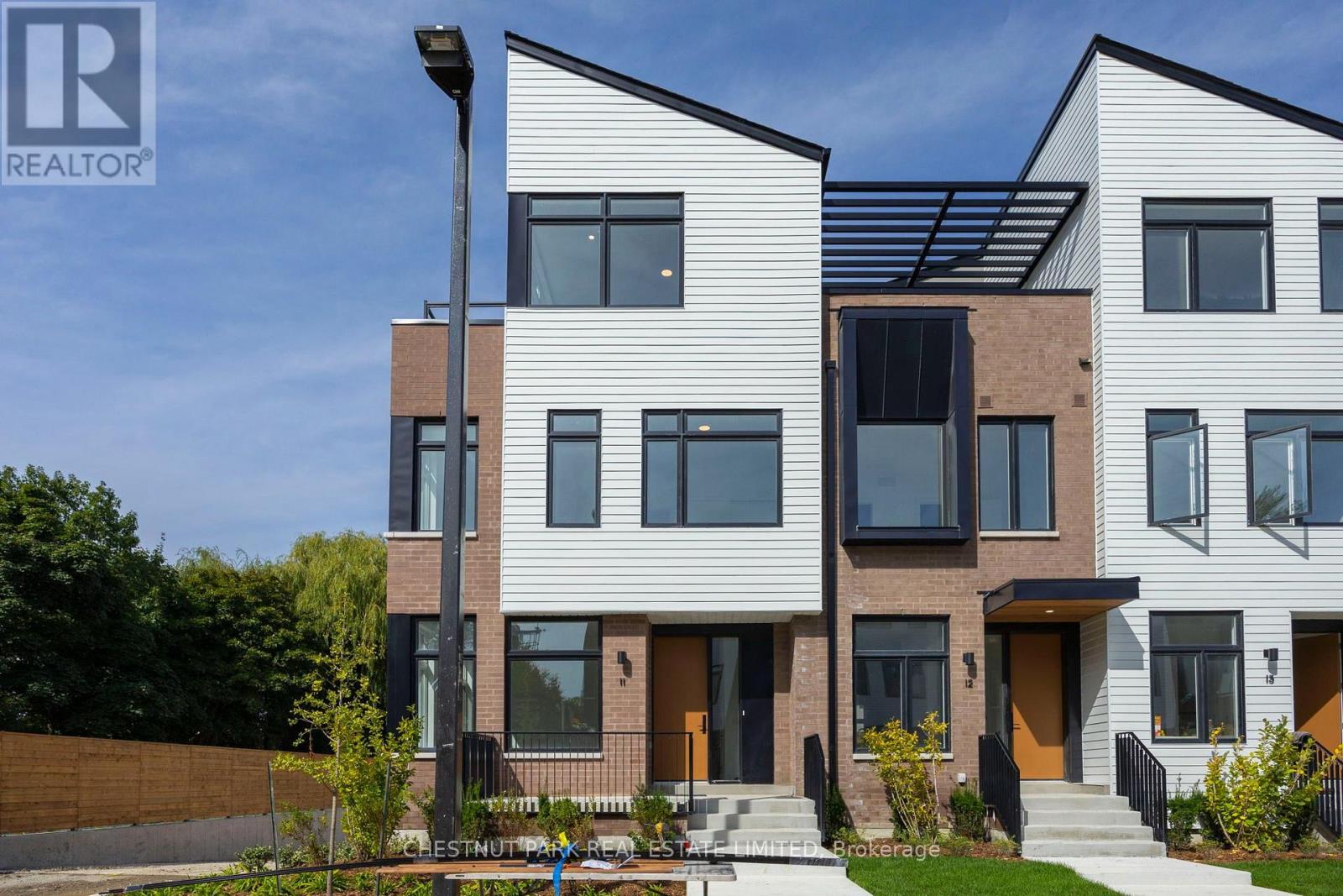 Photo of 20 Lou Parsons Way