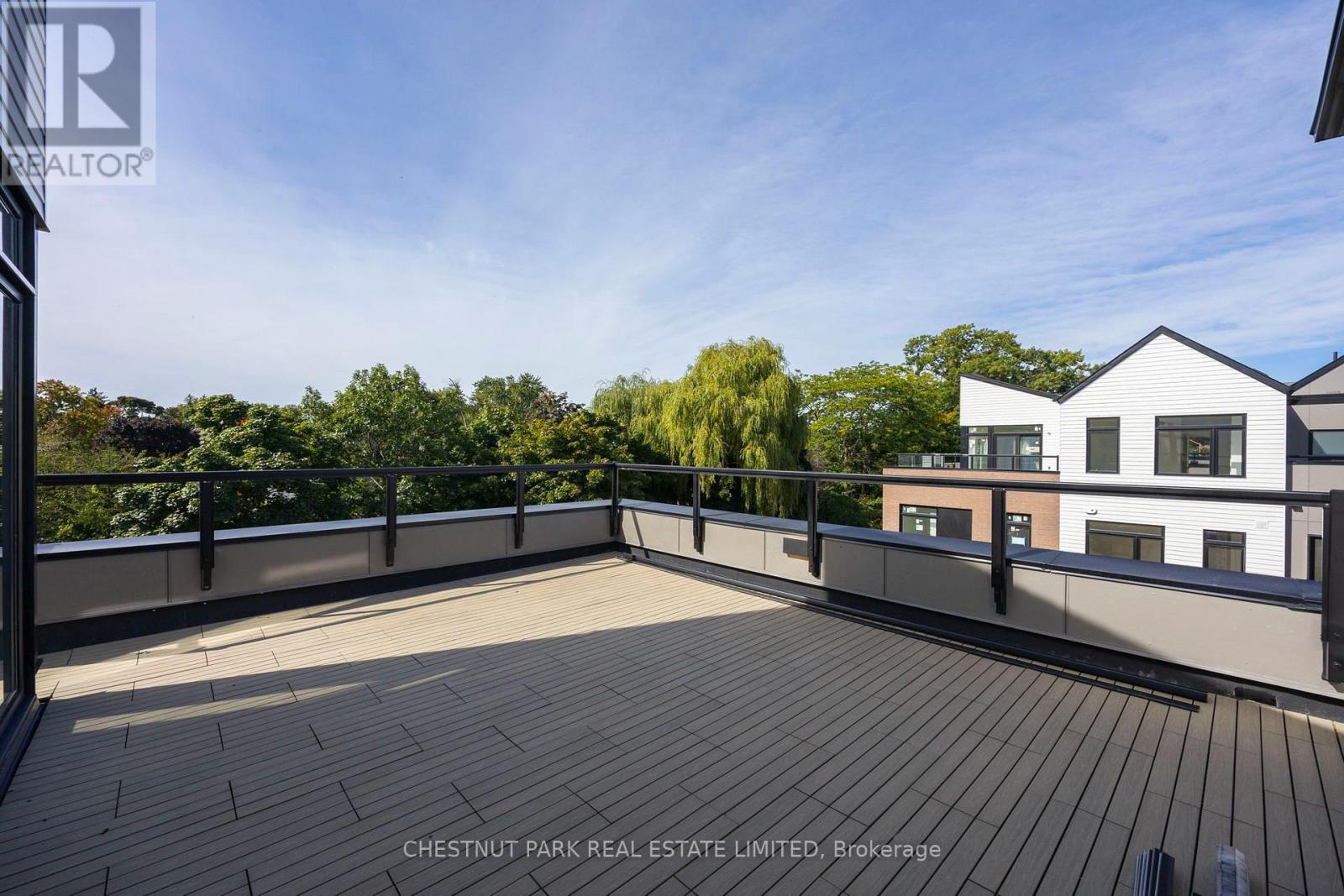 20 Lou Parsons Way — photo 35