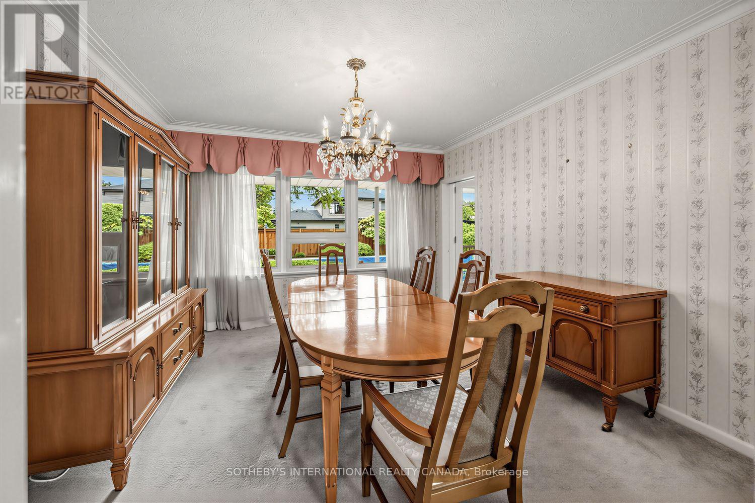 95 Princess Anne Crescent, Toronto, ON photo 8