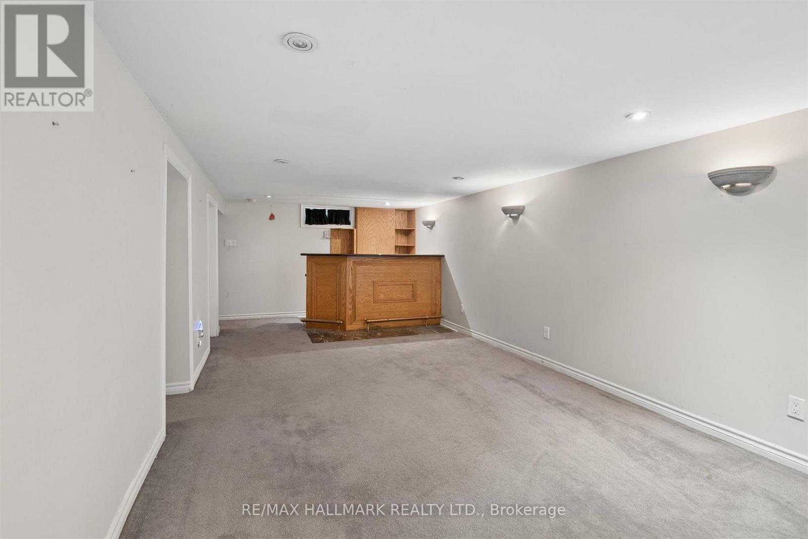 28 FINSBURY CRESCENT - 22