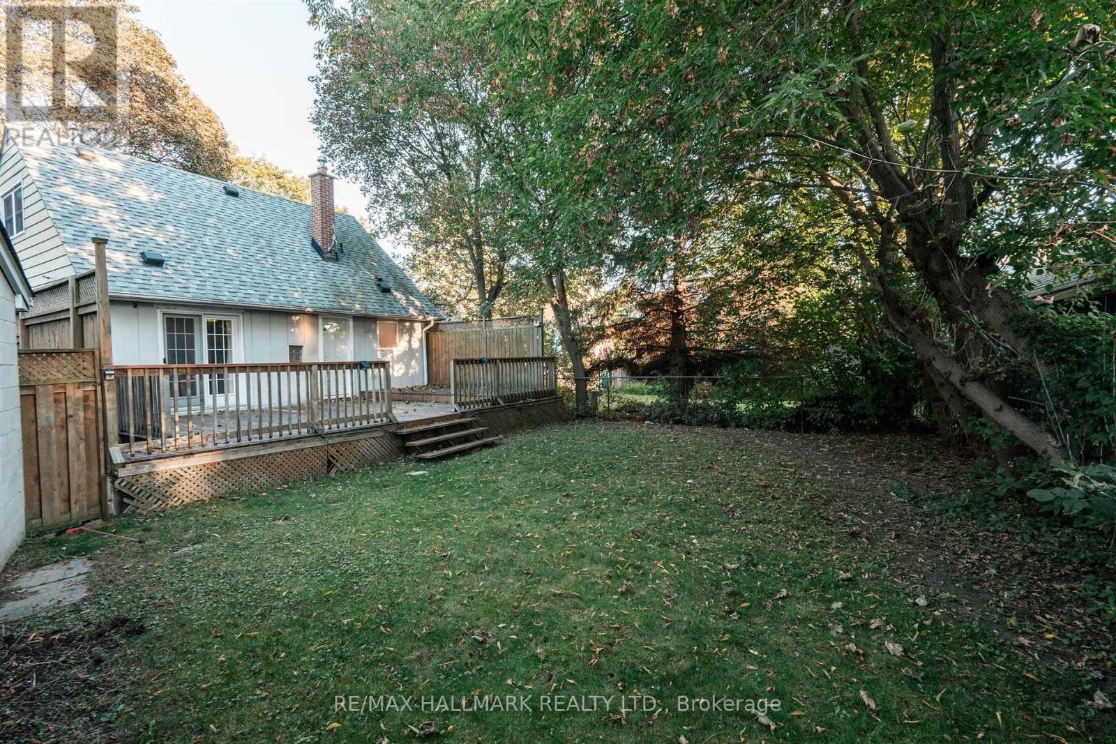 28 FINSBURY CRESCENT - 31