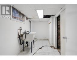 28 Finsbury Crescent, Toronto, ON M8W2H7 Photo 25