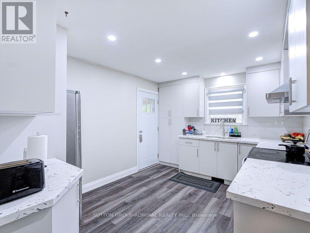 56 Lovilla Boulevard, Toronto, ON photo 30