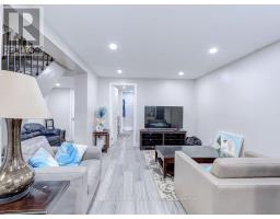 56 Lovilla Boulevard, Toronto, ON M9M1C5 Photo 19