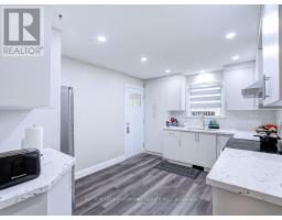 56 Lovilla Boulevard, Toronto, ON M9M1C5 Photo 30