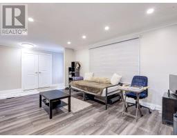 56 Lovilla Boulevard, Toronto, ON M9M1C5 Photo 33