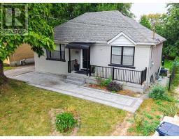 56 Lovilla Boulevard, Toronto, ON M9M1C5 Photo 36