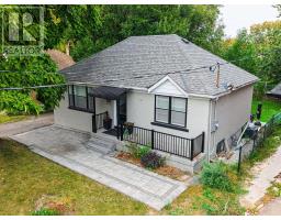 56 Lovilla Boulevard, Toronto, ON M9M1C5 Photo 37