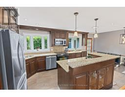 33 Fagan Drive, Halton Hills, ON L7G4P4 Photo 12