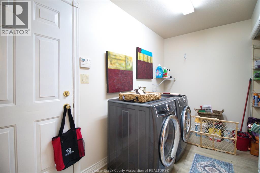 2 THOMAS CRESCENT - 27