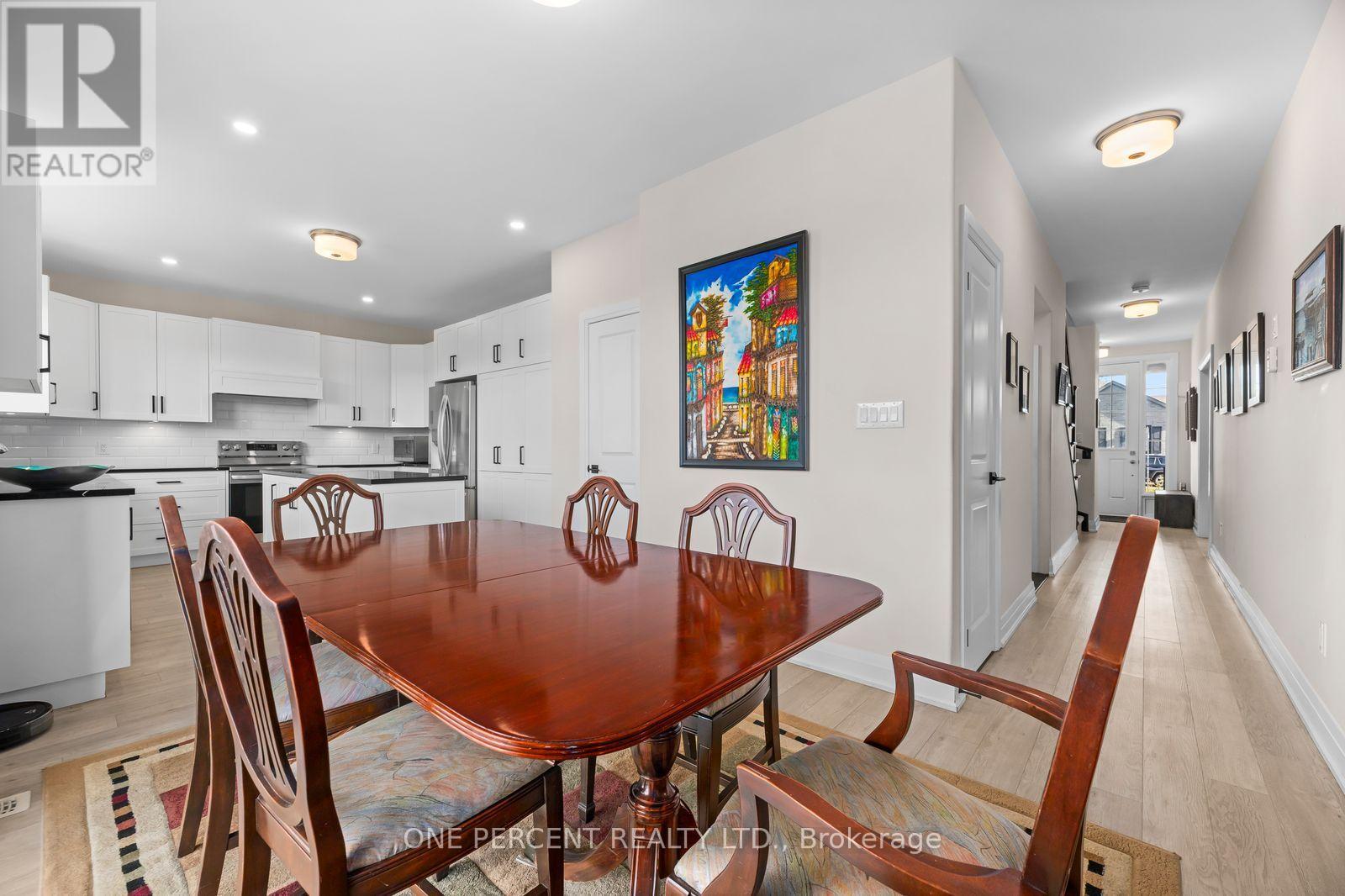 626 HAYLOCK GARDENS - 13