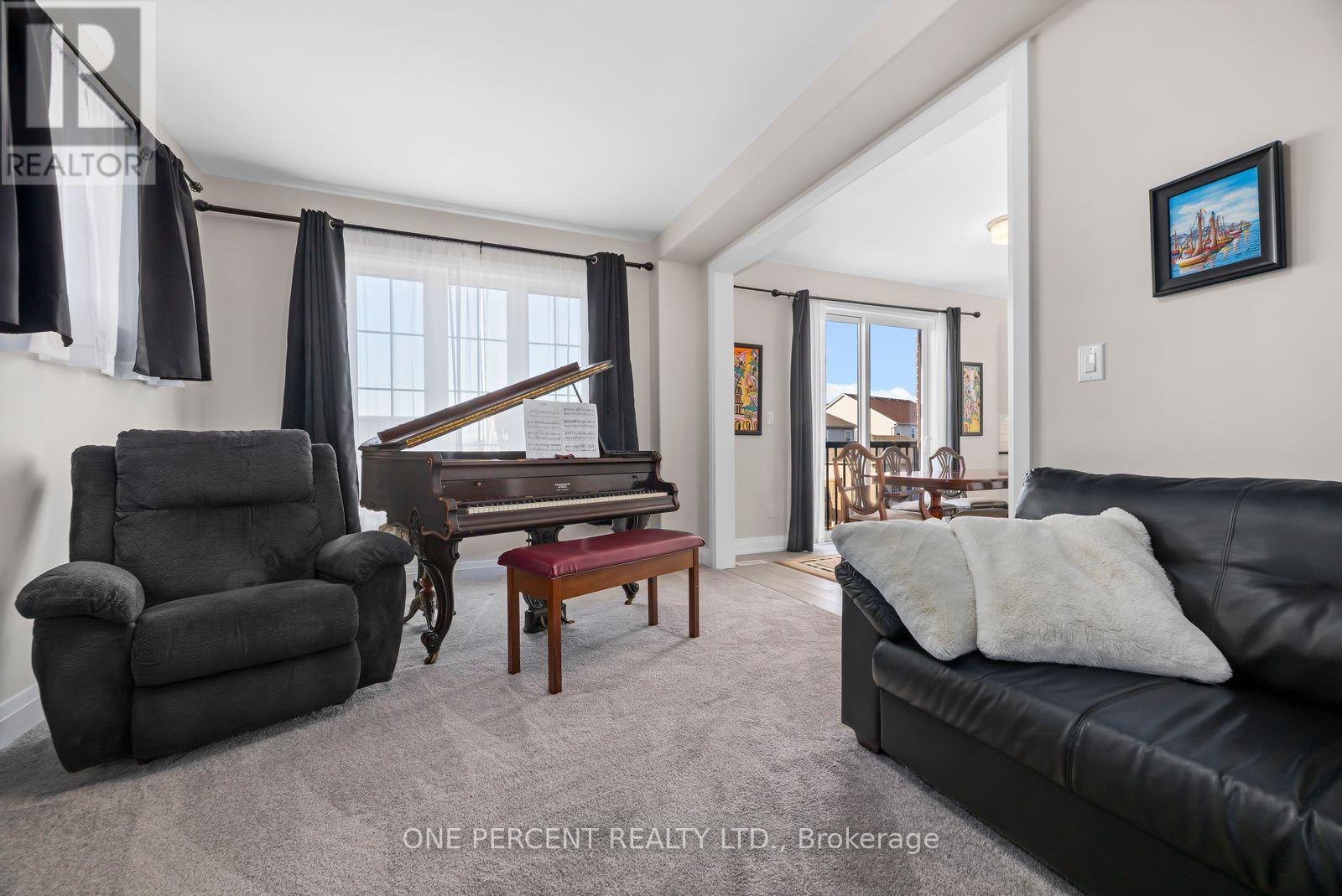 626 HAYLOCK GARDENS - 15
