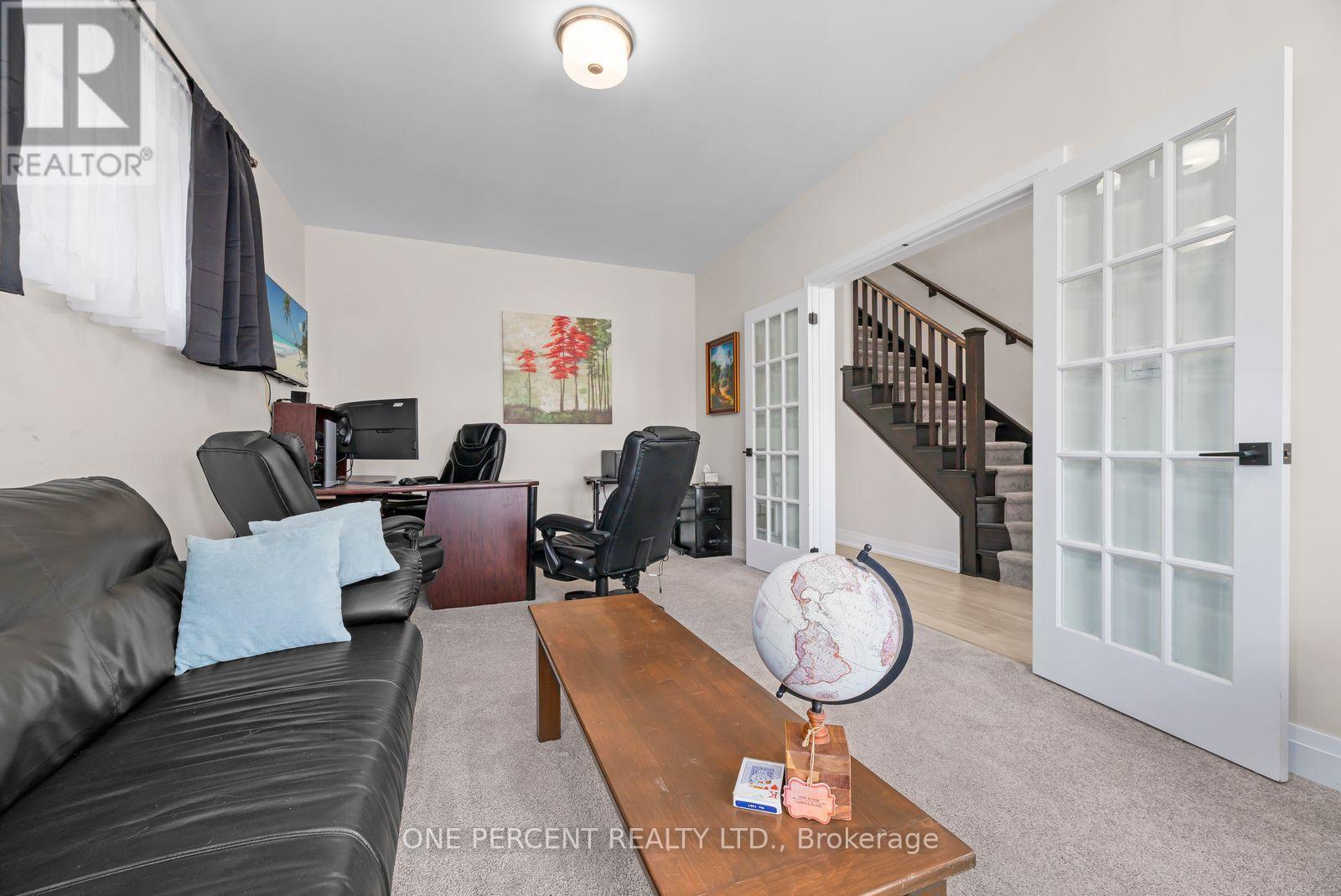626 HAYLOCK GARDENS - Image 18