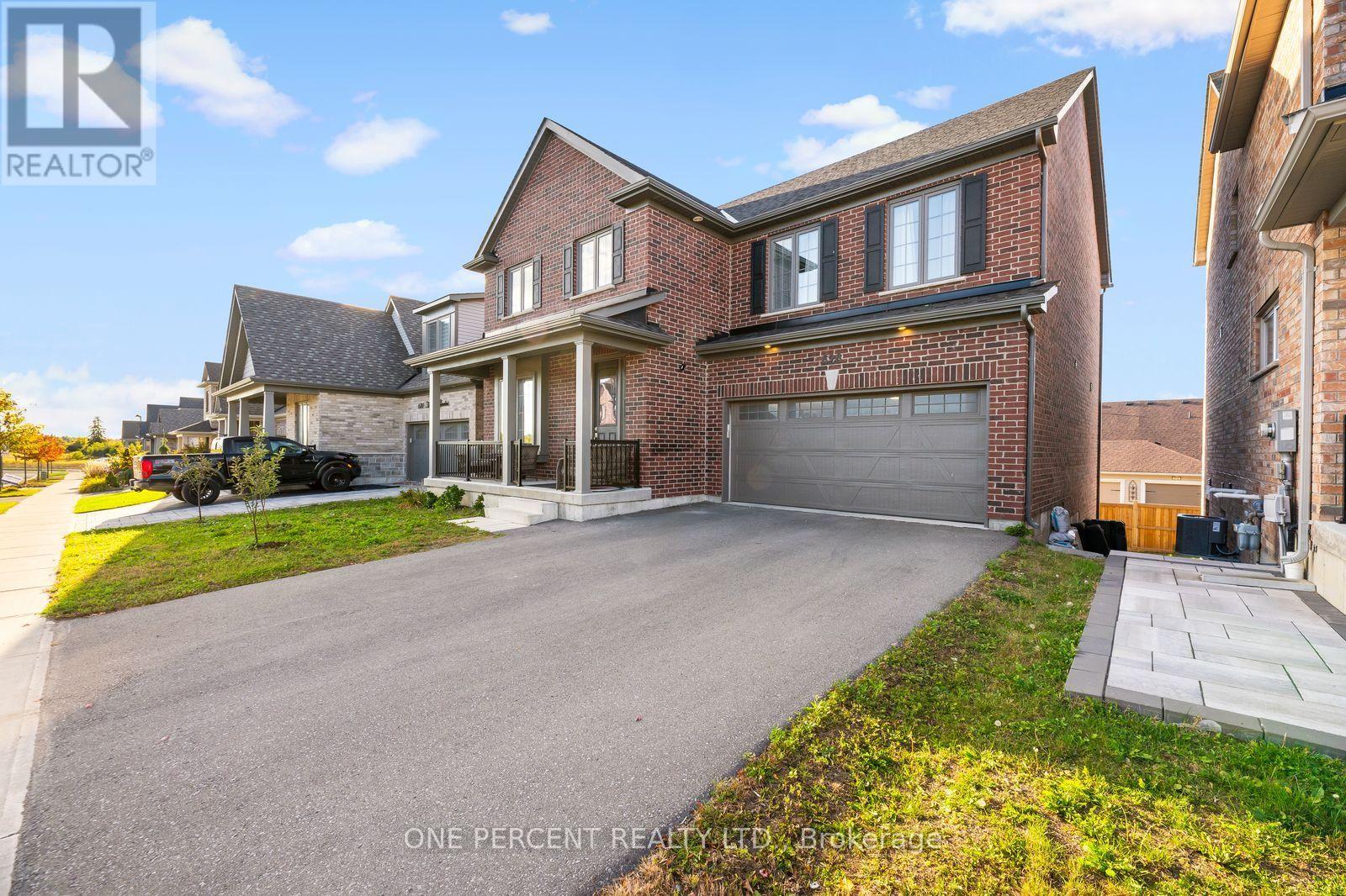 626 HAYLOCK GARDENS - 2