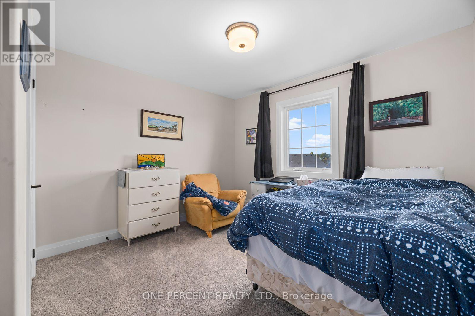 626 HAYLOCK GARDENS - 25