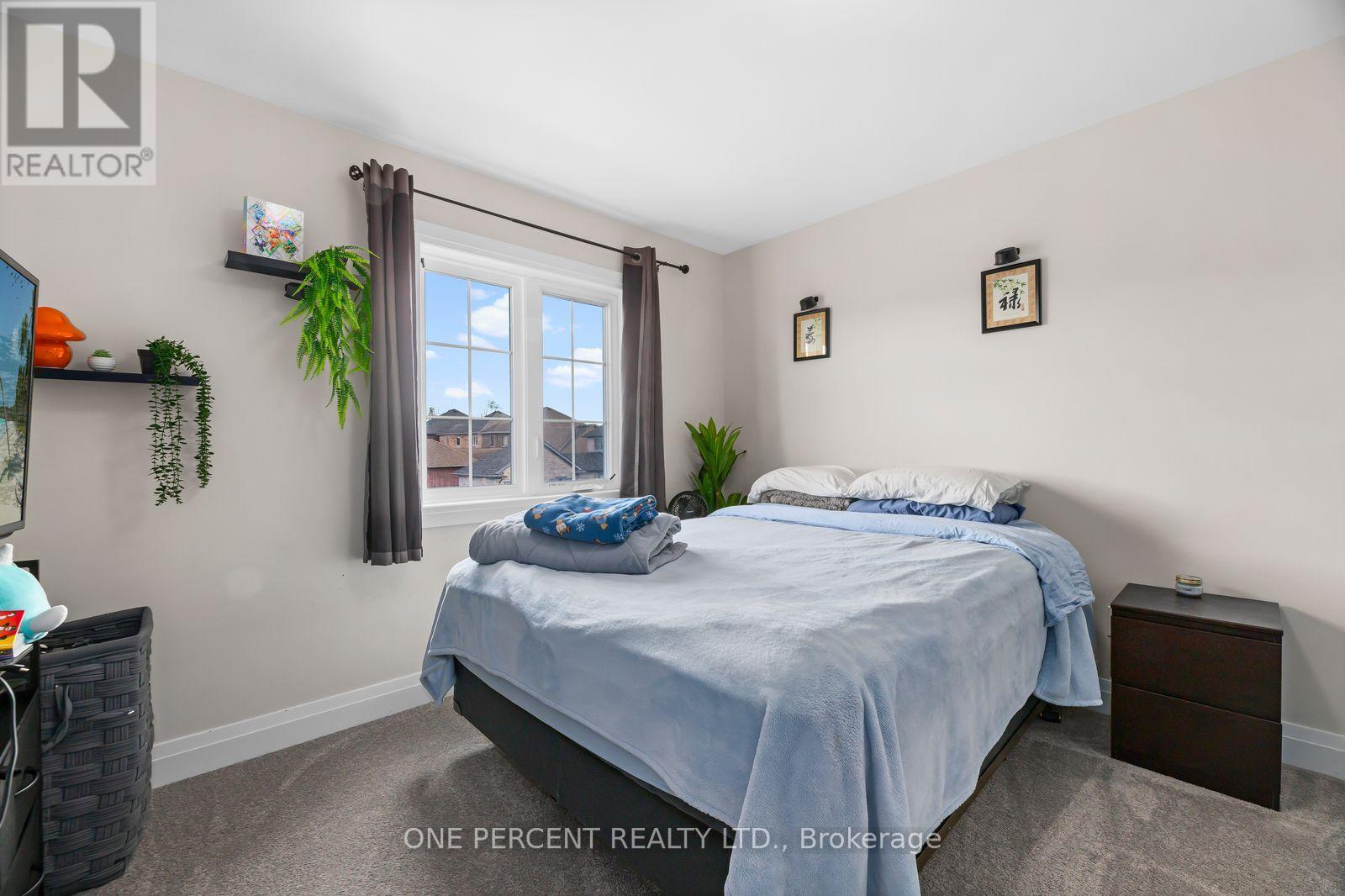 626 HAYLOCK GARDENS - 30