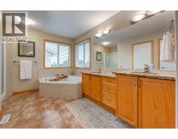135 Hawkmere View - photo 19