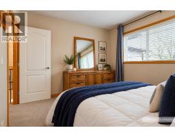 135 Hawkmere View - photo 22
