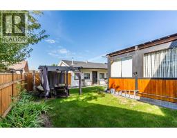 2406 18 Street N, Lethbridge, AB T1H4P9 Photo 39
