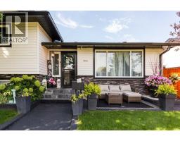 2406 18 Street N, Lethbridge, AB T1H4P9 Photo 30