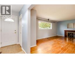 17 Bissett Avenue, photo 2