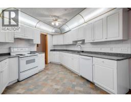 220, 7229 Sierra Morena Boulevard Sw, Calgary, AB T3H3L8 Photo 11