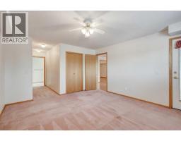 220, 7229 Sierra Morena Boulevard Sw, Calgary, AB T3H3L8 Photo 22