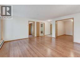 4pc Bathroom - 220, 7229 Sierra Morena Boulevard Sw, Calgary, AB T3H3L8 Photo 7