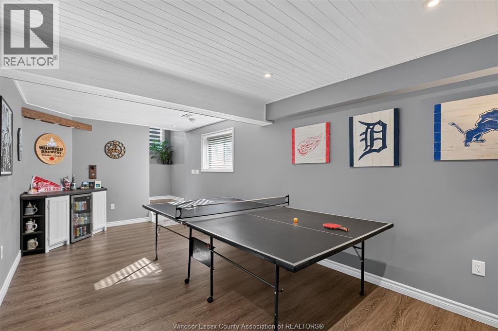 1049 THUNDERBAY - Image 30