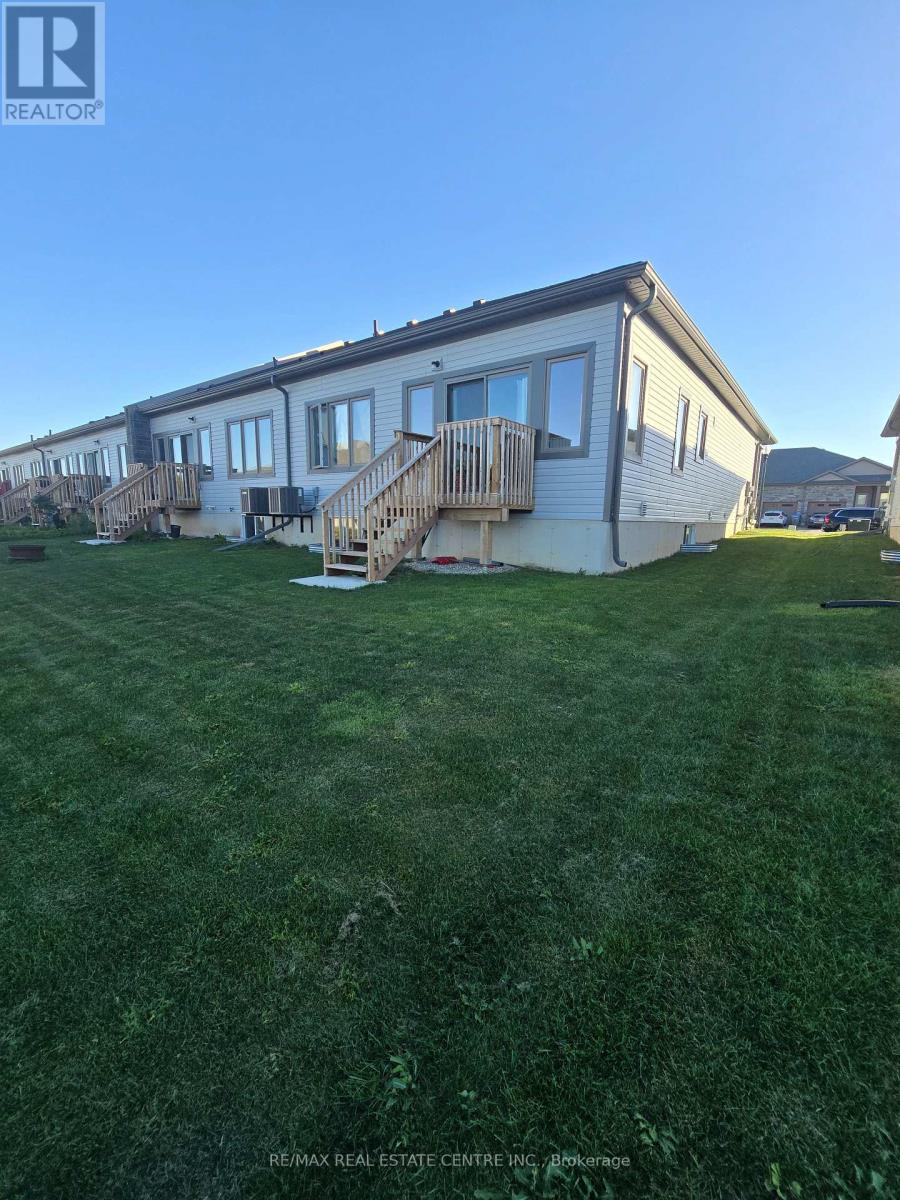 90 Cheryl Avenue — photo 13