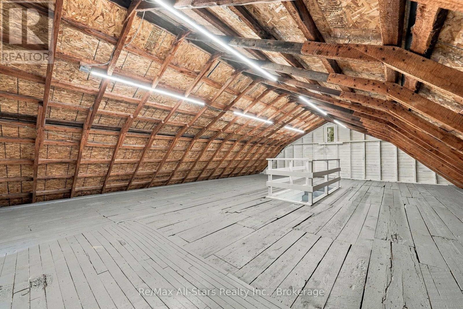 40 CAROLINE STREET - Image 35