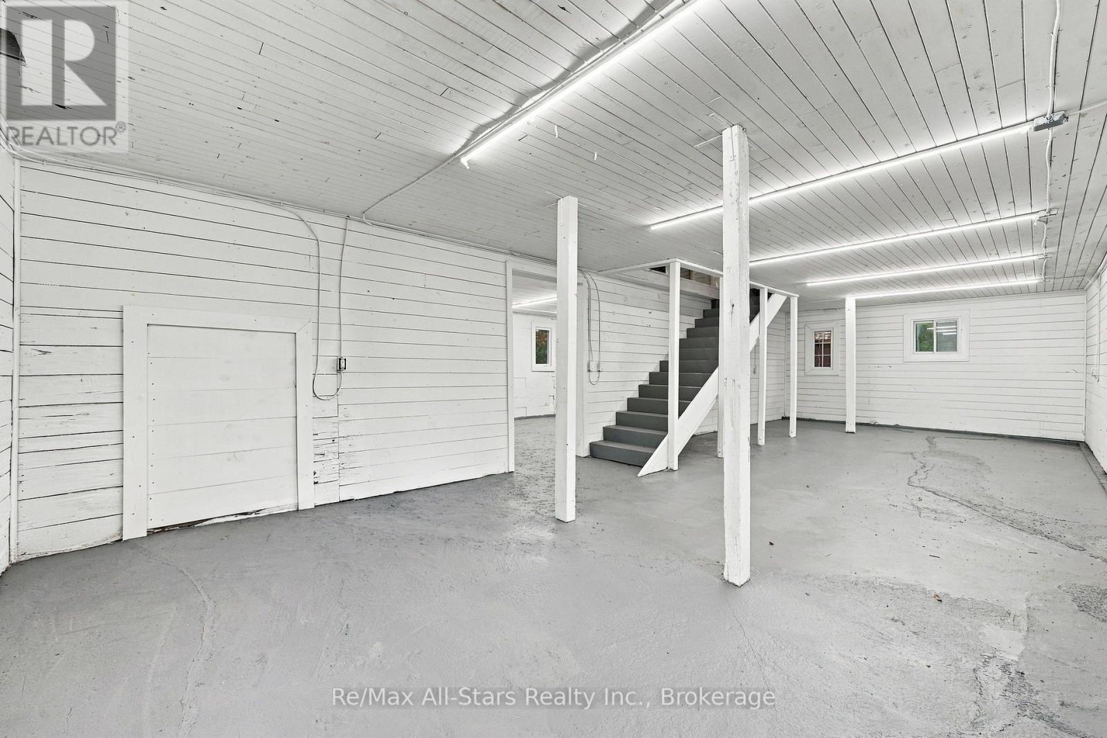 40 CAROLINE STREET - Image 31