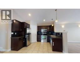 4pc Bathroom - A & B, 8876 75 Avenue, Grande Prairie, AB T8X0H8 Photo 7