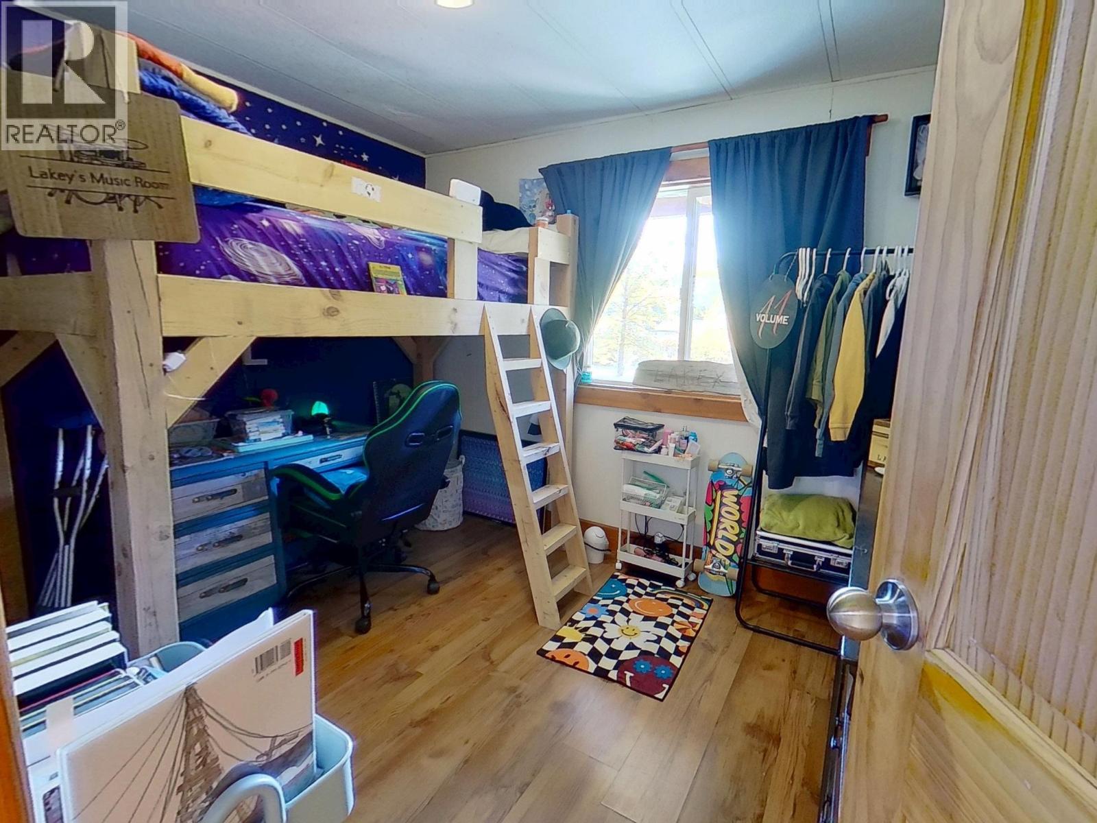2749 BUDD ROAD - 13