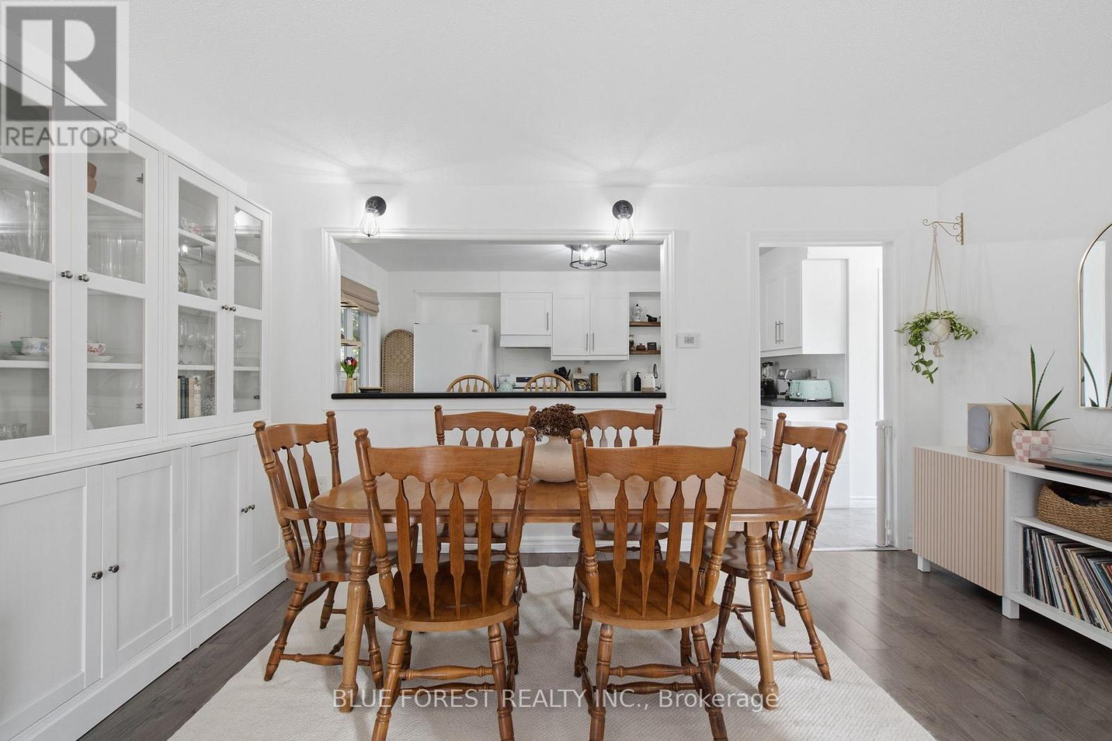 114 HEARTHSIDE PLACE - 9