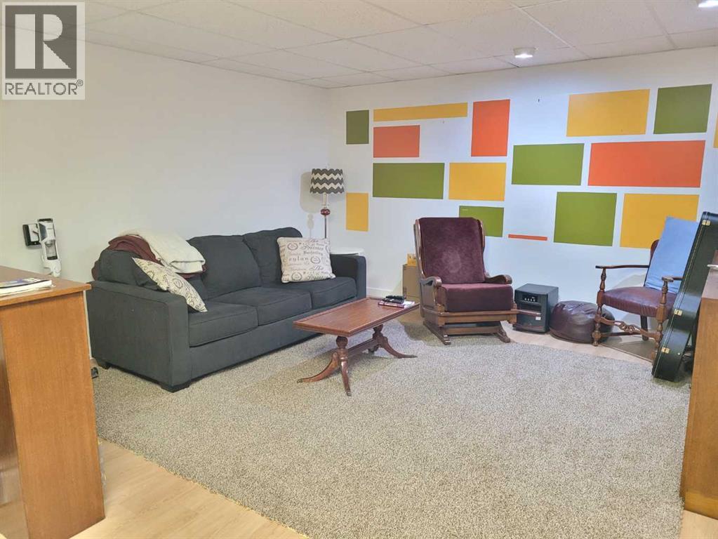 7214 97 Street - 33
