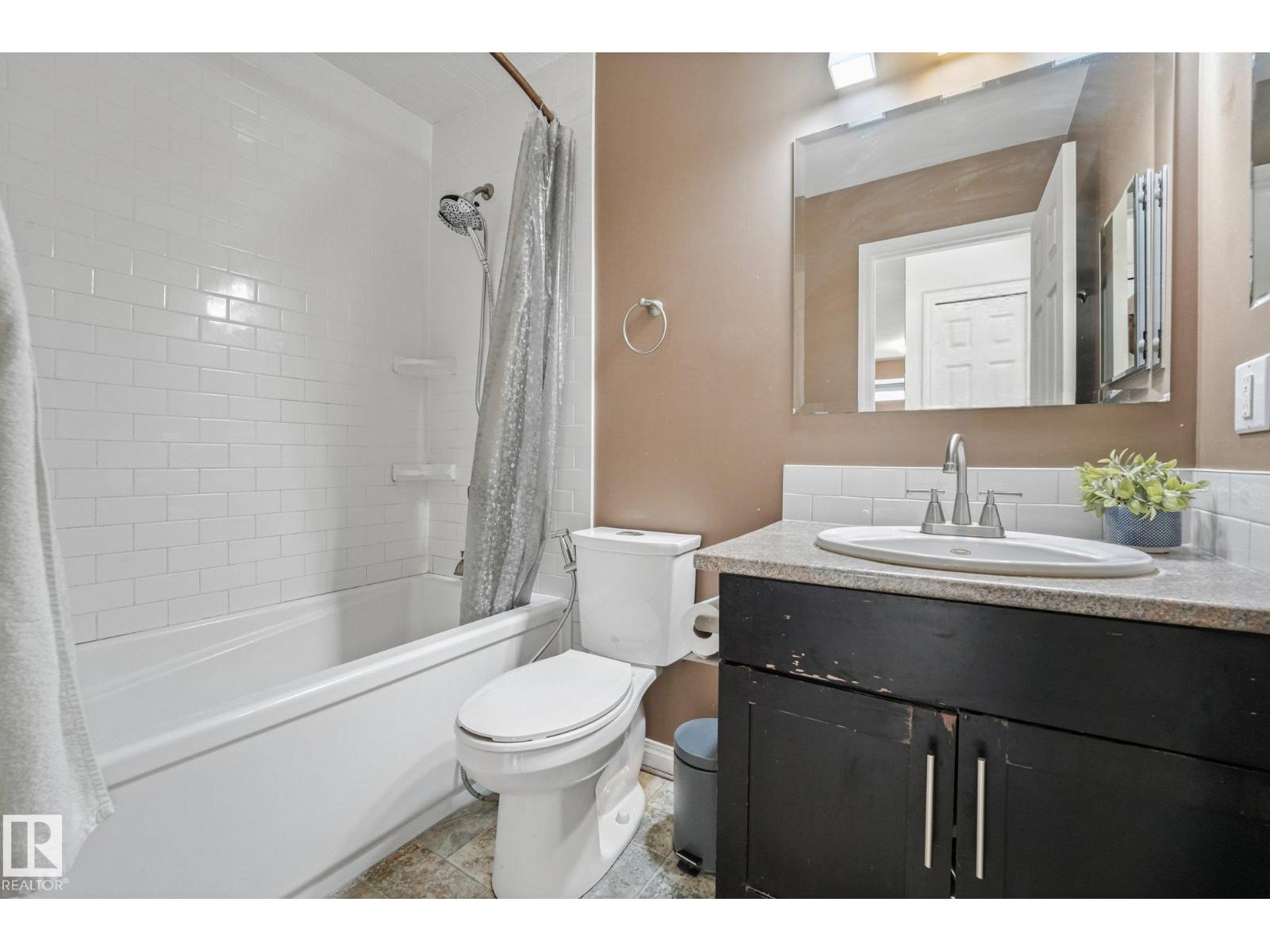 3963 57 ST NW - 23