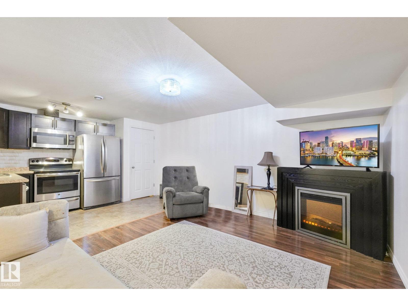 3963 57 ST NW - Image 34
