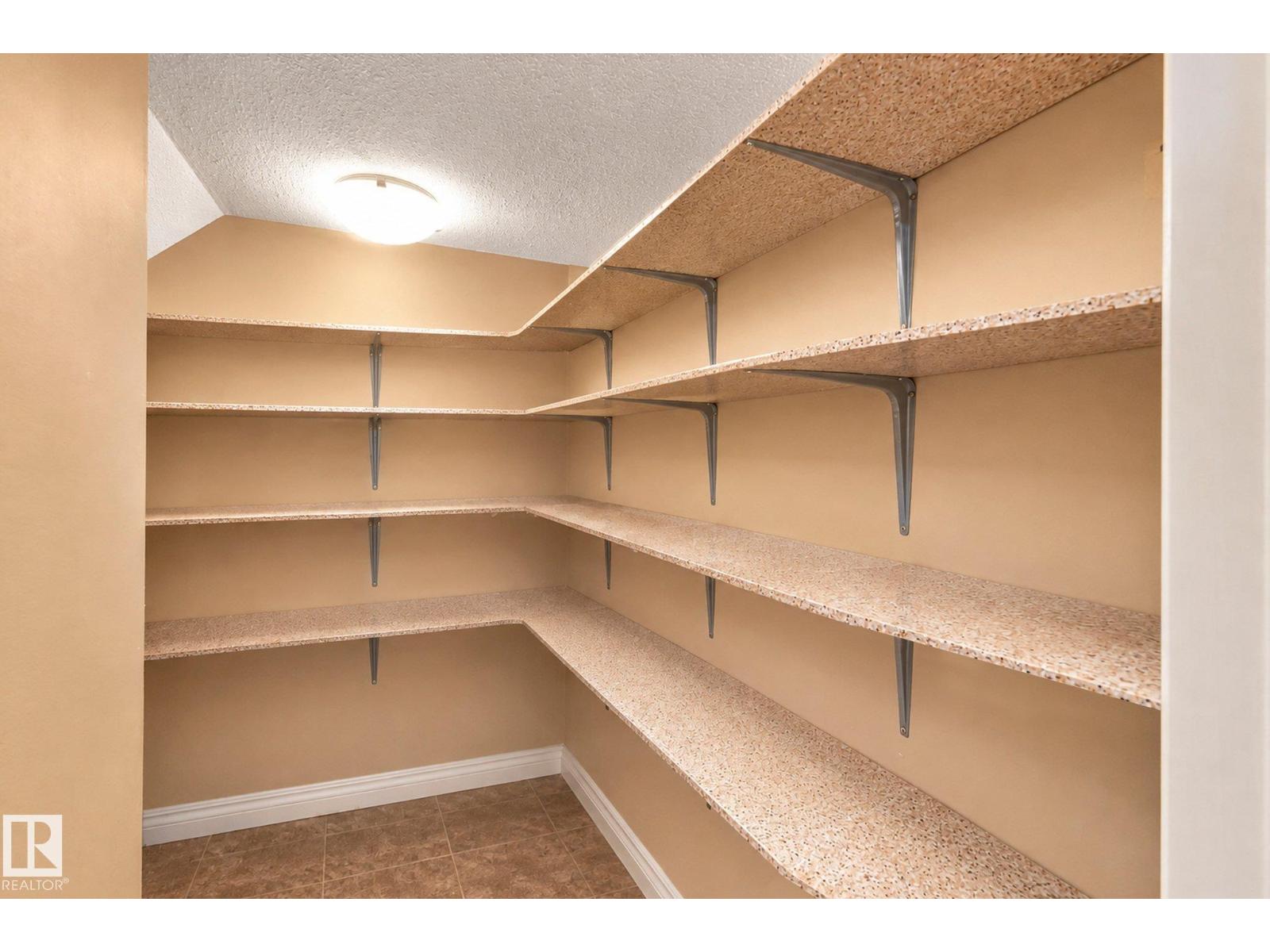 3963 57 ST NW - 37