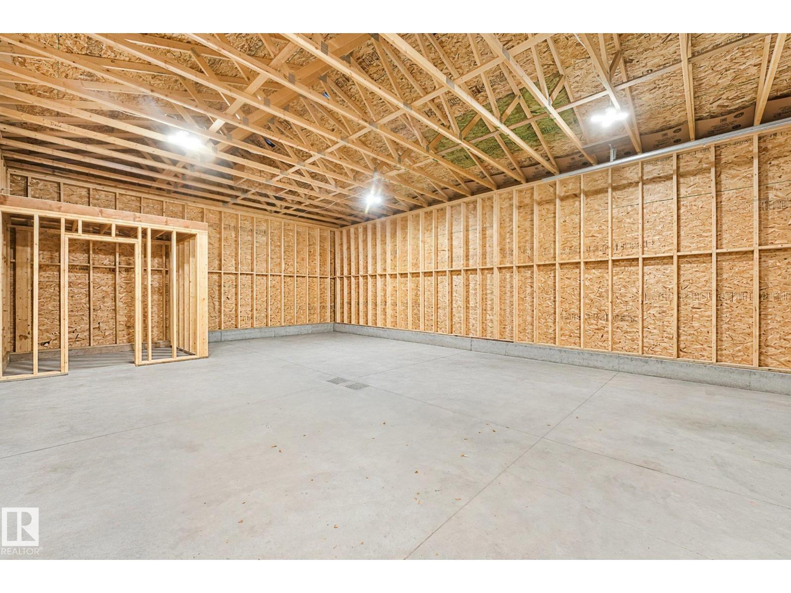 3963 57 ST NW - Image 46