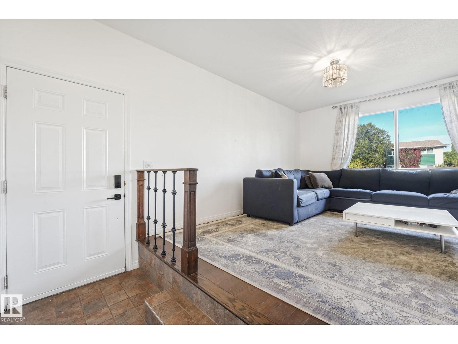 3963 57 ST NW - Image 7